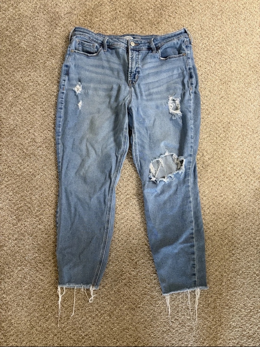 Old Navy Light Blue Distressed Ankle Jeans